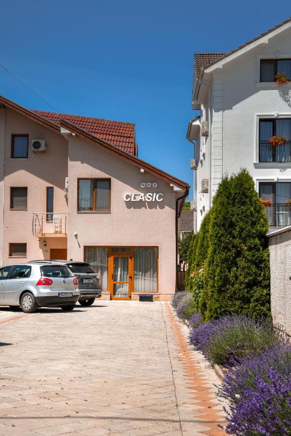 Pensiunea Clasic Hunedoara Pestisu Mare 외부 사진