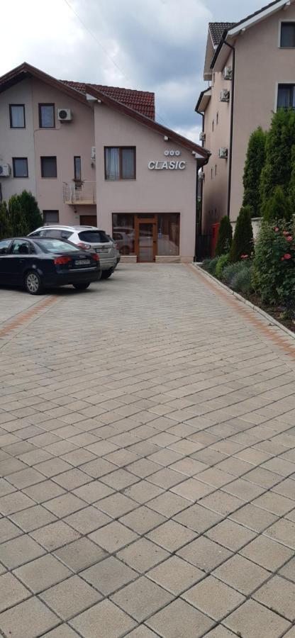 Pensiunea Clasic Hunedoara Pestisu Mare 외부 사진